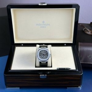 Patek Philippe Nautilus 5712 Rep 11 Cao Cấp Mặt Xám Dây Da Nhà Máy PPF 40mm (2)