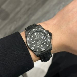 Đồng Hồ Rolex Submariner DIW Replica 11 Cao Cấp Vỏ Carbon Màu Đen 40mm (2)