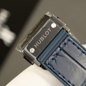 Hublot Classic Fusion Rep 11 Cao Cấp Vỏ Gốm Đen Máy SW300 Màu Xanh Blue 42mm (2)