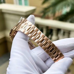 Patek Philippe Cubitus 5821 Mạ Vàng Hồng Replica 11 Mặt Vuông Màu Chocolate 45mm (2)