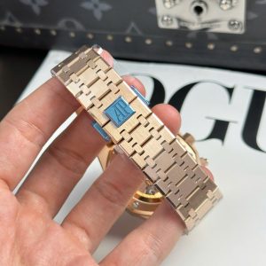 Audemars Piguet Royal Oak 26240 Replica 11 Dây Kim Loại
