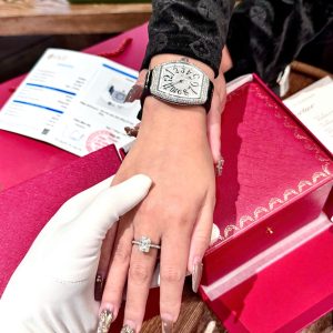 Franck Muller V32 Màu Đen Chế Tác Đính Full Kim Cương Moissanite Hong Kong 36mm (2)