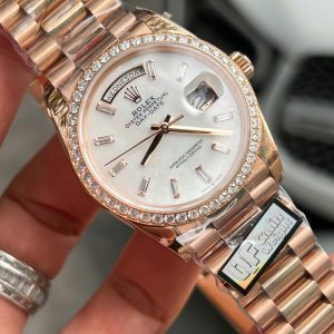 Rolex Day-Date Mặt MOP Tinh Chỉnh Trọng Lượng Viền Độ Kim Cương Moissanite QF 36mm (2)