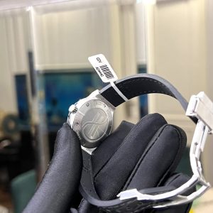 Hublot Classic Fusion Nữ Mặt Xám Chế Tác Kim Cương Moissanite Hong Kong 33mm (2)