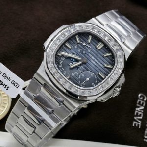 Patek Philippe Nautilus 5724G Rep 11 Mặt Tinh Chỉnh + Đính Kim Cương Moissanite Baguette 40mm (2)