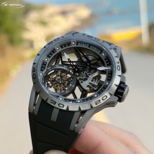 Roger Dubuis Replica Cao Cấp Excalibur RDDBEX0748 Tourbillon Mặt Lộ Cơ Nhà Máy BBR 45mm (2)
