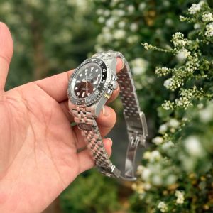 Rolex GMT-Master II Replica 11 126710GRNR Bruce Wayne Dây Jubilee Nhà Máy Clean 40mm (2)
