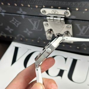 Audemars Piguet Replica 11 Royal Oak 15500 Màu Trắng Dây Cao Su Nhà Máy APS 41mm (2)