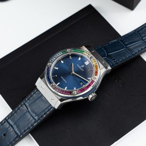 Đồng Hồ Hublot Classic Fusion Titanium Rainbow Độ Viền Đá Quý Nhân Tạo Chế Tác 42mm (8)