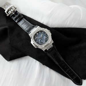 Đồng Hồ Patek Philippe Nautilus 5724G Rep 1 1 Đính Đá Mặt Xanh Nhà Máy PPF 40mm (10)