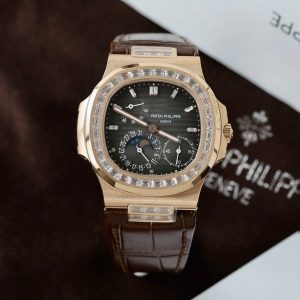 Đồng Hồ Patek Philippe Nautilus 5724R Rep 1 1 Đính Đá Dây Da Nhà Máy PPF 40mm (11)
