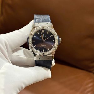 Hublot Classic Fusion Replica 11 Nam Màu Xanh Blue Viền Đính Đá Xưởng HB 42mm (2)