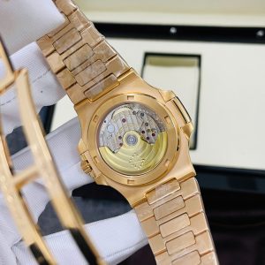 Patek Philippe Nautilus 5723 Chế Tác Bọc Vàng 18K + Ruby Tổng Hợp 40mm (2)