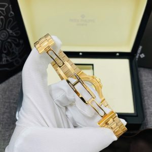 Patek Philippe Nautilus 5723 Chế Tác Bọc Vàng 18K + Ruby Tổng Hợp 40mm (2)