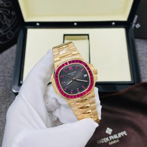 Patek Philippe Nautilus 5723 Chế Tác Bọc Vàng 18K + Ruby Tổng Hợp 40mm (2)