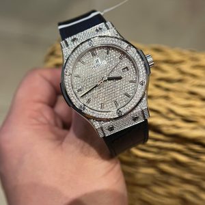 Đồng Hồ Hublot Classic Fusion Titanium Diamonds Pavé Đính Full Moissanite Hong Kong 42mm (3)
