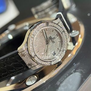 Đồng Hồ Hublot Classic Fusion Titanium Diamonds Pavé Đính Full Moissanite Máy Pin 33mm (2)