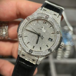 Đồng Hồ Hublot Classic Fusion Titanium Diamonds Pavé Đính Kim Moissanite Hong Kong 38mm (6)