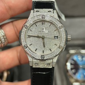 Đồng Hồ Hublot Classic Fusion Titanium Diamonds Pavé Đính Kim Moissanite Hong Kong 38mm (6)