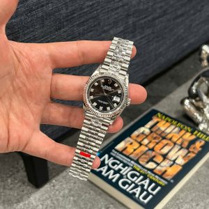 Đồng Hồ Rolex DateJust 126234 Replica Cao Cấp Nhất Mặt Số Đen Đính Đá Nhà Máy VS 36mm (7)