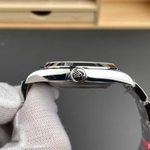 Đồng Hồ Rolex Explorer 214270-0003 Replica Cao Cấp Nhất Dây Oyster 39mm (5)