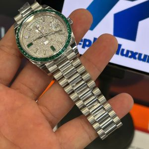 Rolex Day-Date Replica Cao Cấp Đính Kim Cương Tổng Hợp Nặng 200 Gram 40mm (1)