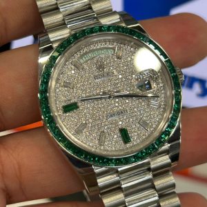 Rolex Day-Date Replica Cao Cấp Đính Kim Cương Tổng Hợp Nặng 200 Gram 40mm (1)