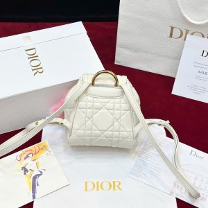 Ba Lô Nữ Dior Caro Mini Màu Trắng Like Auth 18cm (2)