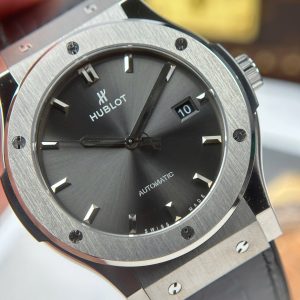 Hublot Classic Fusion Titanium Chế Tác Màu Xám Trọng Lượng 84 Gram Nhà Máy JJZ 42mm (2)
