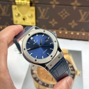 Hublot Classic Fusion Titanium Rep 11 Màu Xanh Dương Trọng Lượng 84 Gram Nhà Máy JJZ 42mm (2)