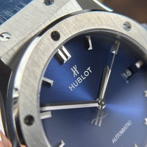 Hublot Classic Fusion Titanium Rep 11 Màu Xanh Dương Trọng Lượng 84 Gram Nhà Máy JJZ 42mm (2)