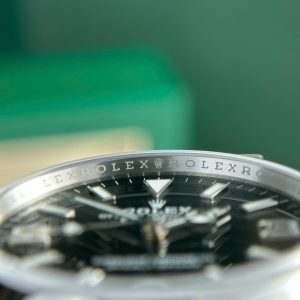 Rolex Explorer 124270 Replica 11 Mặt Đen Dây Kim Loại Nhà Máy Clean 36mm (2)