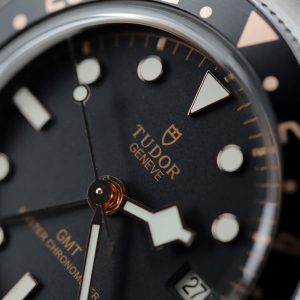 Tudor Black Bay GMT Mặt Đen Máy Cơ Thụy Sỹ Replica Cao Cấp Nhà Máy ZF 39mm (2)