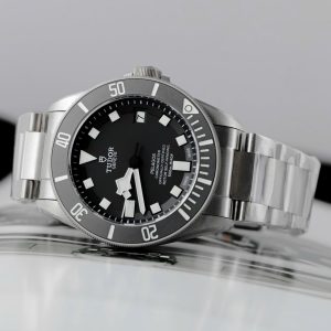 Tudor Pelagos 25600TN Chế Tác Mặt Đen Dây Kim Loại Nhà Máy VS 42mm (2)
