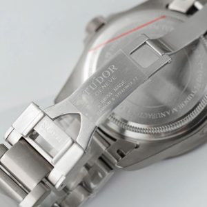 Tudor Pelagos 25600TN Chế Tác Mặt Đen Dây Kim Loại Nhà Máy VS 42mm (2)