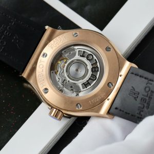 Hublot Classic Fussion King Gold Replica Cao Cấp Đính Full Kim Cương Moissanite 42mm (2)
