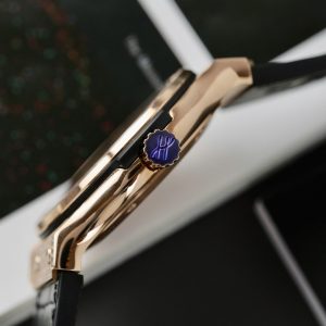Hublot Classic Fussion King Gold Replica Cao Cấp Đính Full Kim Cương Moissanite 42mm (2)