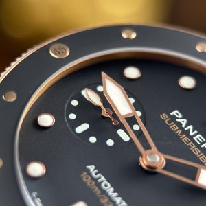 Panerai Submersible PAM974 Replica Cao Cấp Mặt Đen Máy Cơ Thụy Sỹ Nhà Máy VS 42mm (1)