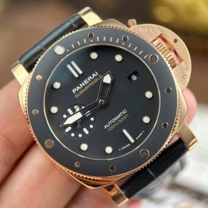 Panerai Submersible PAM974 Replica Cao Cấp Mặt Đen Máy Cơ Thụy Sỹ Nhà Máy VS 42mm (1)