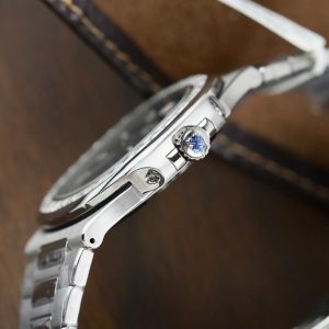 Patek Philippe Nautilus 5723 Mặt Xám Replica 11 Độ Kim Cương Moissanite Baguette 40mm (2)