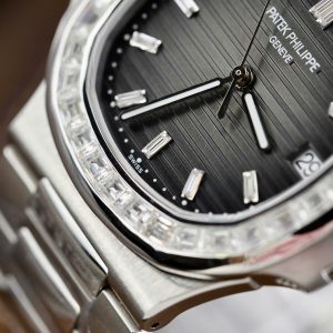 Patek Philippe Nautilus 5723 Mặt Xám Replica 11 Độ Kim Cương Moissanite Baguette 40mm (2)