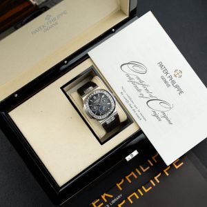 Patek Philippe Nautilus 5740 Chế Tác Mặt Xám Dây Da Máy Cơ Thụy Sỹ 40mm (1)