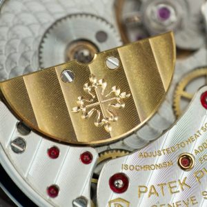 Patek Philippe Nautilus 5740 Chế Tác Mặt Xám Dây Da Máy Cơ Thụy Sỹ 40mm (1)