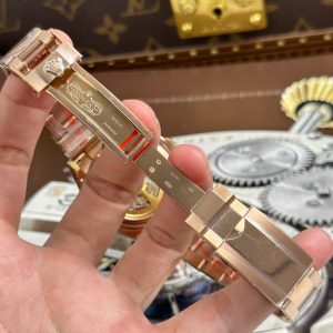 Rolex Cosmograph Daytona Le Mans 126525LN Replica 11 Trọng Lượng 173 Grams Nhà Máy QF 40mm (2)