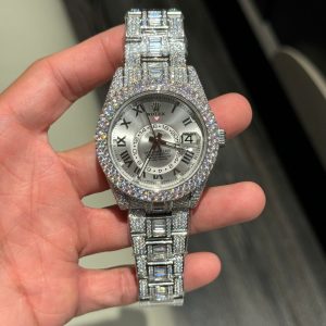 Rolex Sky-Dweller Mặt Bạc Replica 11 Đính Full Kim Cương Moissanite Baguette 42mm (2)