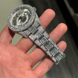 Rolex Sky-Dweller Mặt Bạc Replica 11 Đính Full Kim Cương Moissanite Baguette 42mm (2)