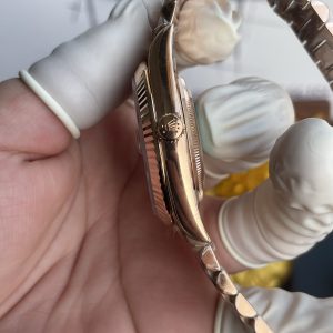 Rolex Day-Date Chế Tác Mặt Sundust Nặng 210 Gram Màu Vàng Hồng Nhà Máy RC 40mm (2)