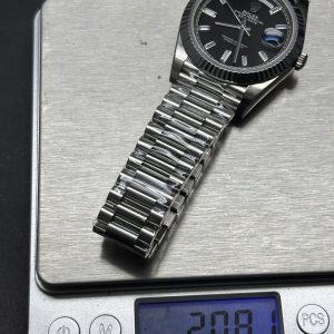 Rolex Day-Date Fake Cao Cấp Mặt Đen Máy Calibre 3255 Dây Đeo President Nhà Máy RC 40mm (10)
