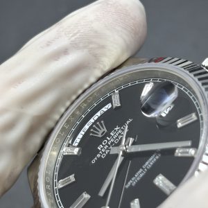 Rolex Day-Date Fake Cao Cấp Mặt Đen Máy Calibre 3255 Dây Đeo President Nhà Máy RC 40mm (2)