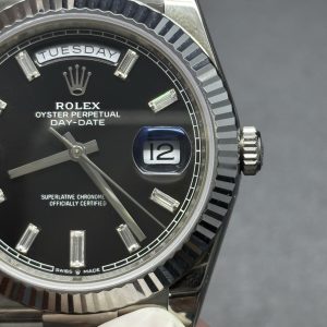 Rolex Day-Date Fake Cao Cấp Mặt Đen Máy Calibre 3255 Dây Đeo President Nhà Máy RC 40mm (2)